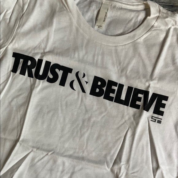 Shaun T Tops - NEW Shaun T “Trust & Believe” White and Black Fitted Short Sleeve T-Shirt